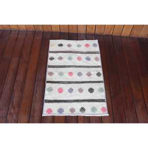 Tapis turc vintage, petit tapis de 1,6 x 2,5 pi (50 x 76 cm), tapis oriental en laine blanche - Product Image 1