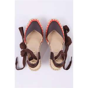 Alpargata cerrada con tacón de cuña alto - Product Image 4