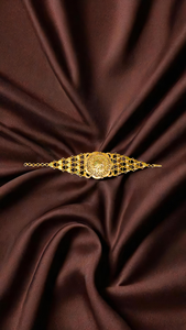 Bracelets personnalisés OEM avec plaqué or 22 carats Bracelets de qualité supérieure conçus à la main Bijoux pour femmes portés par les exportateurs - Product Image 3