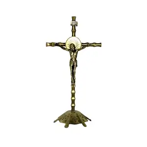 Novo Estilo Moderno Decorativo Igreja Altar Crucifixo Suprimentos Equipamentos Religiosos Handmade Latão Cruz Altar Ortodoxa