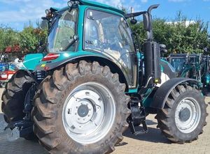 Lovol รถแทรกเตอร์การเกษตรสำหรับงานหนัก4WD เครื่องยนต์แรงบิดสูงระบบไฮดรอลิกส์ขั้นสูงและเทคโนโลยีการเกษตรที่แม่นยำ - Product Image 2