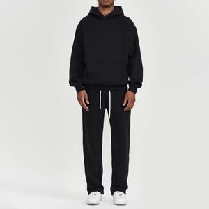 Ensemble de survêtement en polaire assorti pour homme, comprenant une veste à capuche zippée et un pantalon de jogging à taille élastique, fabriqué en tissu brossé doux. - Product Image 3