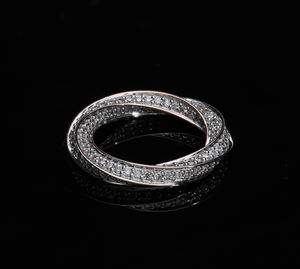 แหวนทองคำขาว 14K ชุบโรเดียม ดีไซน์เกลียวไขว้ ประดับเพชรทรงบริลเลียนต์คัต ฝังแบบเพฟ สำหรับผู้หญิง ดีไซน์ทันสมัย - Product Image 1