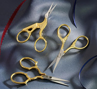 Ciseaux de beauté en acier inoxydable à lame droite, broderie élégante motif cigogne, avec étui en cuir, 3,5 pouces, pour la coupe de tissu, de fil et de broderie