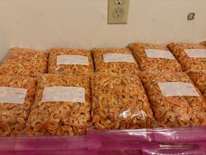 FD Snack de fruits de mer séchés pour bébés crevettes et crevettes-100% de fruits de mer 10kg emballage de sac d'origine thaïlandaise - Product Image 2