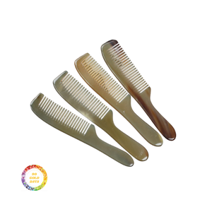 Peine profesional para peinar el cabello Peine de masaje de cuerno hecho a mano Premium para uso en salón Fácil de desenredar Ecológico - Product Image 5