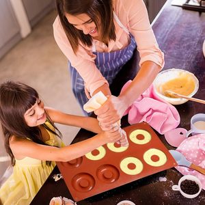 Tùy Chỉnh Chịu Nhiệt Máy Rửa Chén BPA Miễn Phí Cấp Thực Phẩm Silicone Donut Khuôn Không Dính Silicone 8 Khoang Donut Pan - Product Image 3