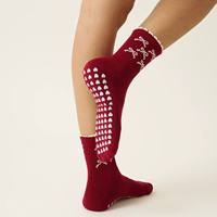 Chaussettes personnalisées en jacquard bordeaux tricotées antidérapantes avec motif nœud et picots en forme de cœur pour l'hiver, usage quotidien et studios de Pilates