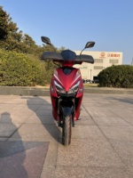 Moto à essence haute vitesse 125CC CKD/SKD, moto tendance pour les trajets quotidiens, moto très vendue pour adultes