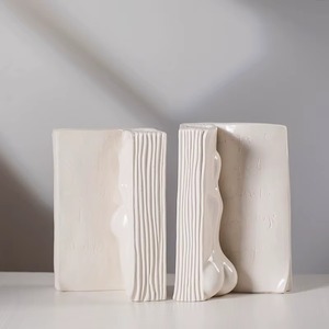 Durable <b>Ceramic</b> Flower <b>Vases</b> with Eco-Friendly Handmade Design Modern for Wedding Decor Add Elegance Balance to Any Surface - Product Image 3