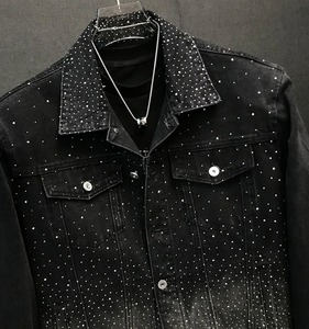 แจ็คเก็ตยีนส์ผู้ชายทรงหลวม ปกเสื้อแบบปกเชิ้ต  บุไหล่  ใส่ได้หลายโอกาส  ลำลอง  หล่อเท่  แขนยาว  ทันสมัย  ประดับเพชร  แจ็คเก็ตยีนส์สุดฮิต - Product Image 2