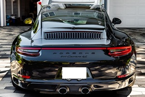 Offre exceptionnelle : Porsche 911 Carrera 4S Coupé 2017, propre et prête à être expédiée - Product Image 6