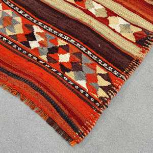 Alfombra turca vintage de 2.6x10.7 pies (79x327 cm), Kilim rojo marrón con lunares - Product Image 4