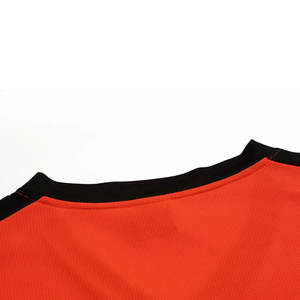 Conjunto de uniforme de baloncesto de poliéster personalizado 100% nuevo estilo hecho en Pakistán - Product Image 6