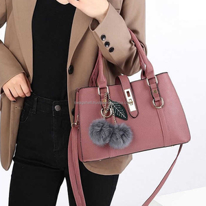 Bolsos de hombro de moda para mujer de calidad superior 2024, bolso de mano de cuero PU suave para mujer, bolso de mano negro de cuero genuino - Product Image 6