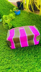 กระเป๋าใส่เครื่องสำอางผ้าไนลอนรีไซเคิลเป็นมิตรกับสิ่งแวดล้อมกระเป๋าใส่ของใช้ในชีวิตประจำวันแบบใช้ซ้ำได้ - Product Image 4