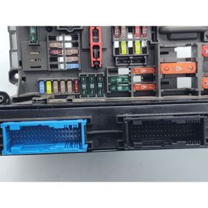FUSE <b>HOLDER</b> AND BODY COMPUTER <b>CONTROL</b> UNIT BMW 3 Series E91 Touring 2nd Series 61149119446 N47D20C Diesel 1995 (08>) - Product Image 6