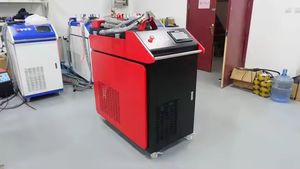 เครื่องทำความสะอาดเลเซอร์ไฟเบอร์ออปติกแบบมือถือ2000W เครื่องมือกำจัดสนิมสำหรับโลหะแบบมืออาชีพ