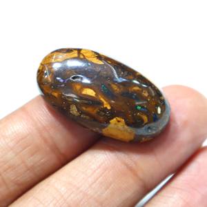 หินโอปอลโบลเดอร์โอปอลจากออสเตรเลียขนาด42.00กะรัตอัญมณีหลากไฟทรงหลังเบี้ยขนาด32X18X8มม. โอปอลโบลเดอร์สำหรับทำเครื่องประดับอัญมณี - Product Image 2