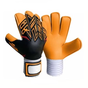Gants de gardien de but de football professionnels avec latex Nouveau design pour adultes et enfants Gants de gardien de but de football pour une utilisation en extérieur - Product Image 4