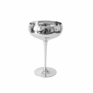Gobelet à vin moderne martelé à la main en acier inoxydable durable, finition bicolore argent et or, verrerie en métal pour bar à domicile et décoration de mariage - Product Image 3