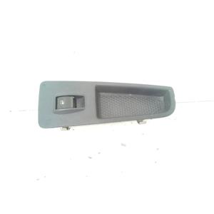 แผงปุ่มด้านหน้าขวาแลนเซีย เดลต้า ซีรีส์ที่ 3 735474942(08>11) - Product Image 3