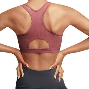 Débardeur court pour femme à dos nageur, extensible, avec tissu respirant à séchage rapide, logo frontal, léger, pour l'entraînement et le yoga - Product Image 2