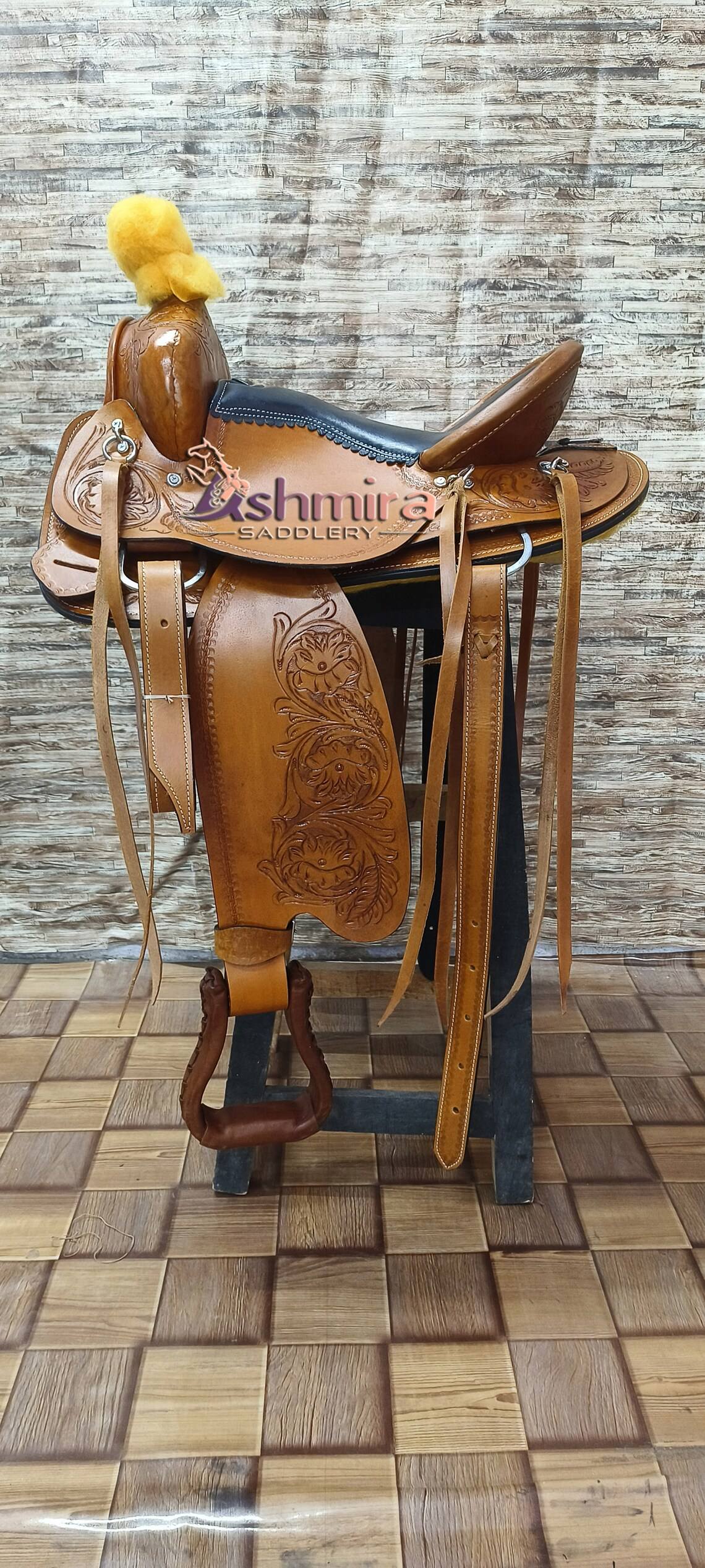 สีน้ำตาล