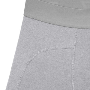 Short de compression pour homme avec point lisse et sensation de soutien pour une performance active - Product Image 3
