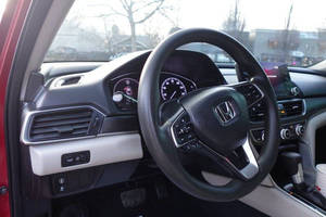 รถยนต์มือสองราคาประหยัด ปี 2020 ฮอนด้า แอคคอร์ด LX พวงมาลัยซ้าย - Product Image 2