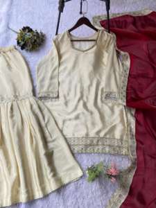 Conjunto Sharara de Chinon Puro, Hermoso y Elegante, Estilo Indio-Pakistaní, Conjunto Sharara Étnico Pesado para Fiestas y Bodas, para Mujer - Product Image 2