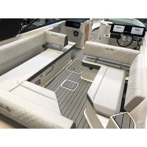 Bateau de travail et de divertissement de luxe Sea Ray SDX 270 2025 – Coque en fibre de verre, acier et aluminium pour le transport et le travail - Product Image 3