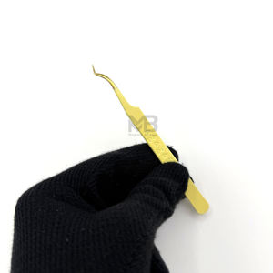 Pinzas para Pestañas de Acero Inoxidable Japonés con Punta Dorada de Aislamiento Largo de 45 Grados, Marca Privada - Product Image 1