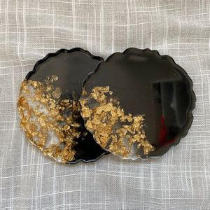 Beautiful handmade resin <b>coaster</b> <b>set</b> for home decoration crafted with durable material suitable for gifting - Product Image 2