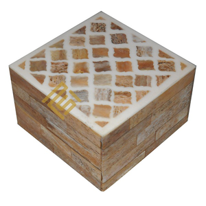 Boîtes décoratives de bijoux de collier d'artisanat indien les plus vendues Article de cadeau en os de corne de vadrouille unique Emballage de logo personnalisé pour bagues - Product Image 1