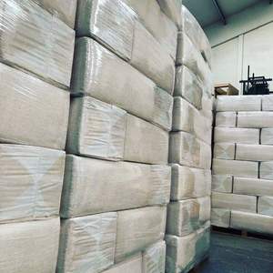 Copeaux de bois de pin de qualité - Sciure de bois pour l'engraissage des animaux et le nettoyage des déversements accidentels dans le jardin, prêt à l'exportation - Product Image 3