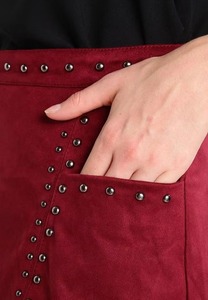 Jupe en cuir pour femmes de qualité supérieure vente directe d'usine en vente chaude meilleur fournisseur jupe en cuir légère pour femmes en coton - Product Image 4