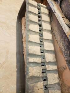 Minicargadora de orugas compacta TV380 de 2012 con motor diésel de 67 kW y bomba hidráulica, origen estadounidense, para trabajos exigentes - Product Image 5