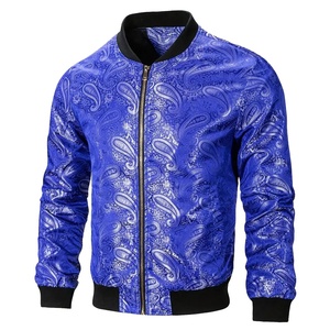 Veste bomber légère à fermeture éclair bleu à motif paisley, logo personnalisé, style streetwear, vintage, baseball, entièrement imprimée - Product Image 2