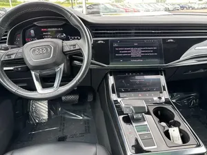 Audi Q8 55 Premium 2022 certifiée - Product Image 4