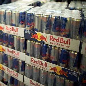 Entrega Rápida, Compra Red Bull Paquete de 24 Latas de 250 ml, Bebida Energética Original para un Impulso de Energía Inmediato y un Sabor Fresco - Product Image 1