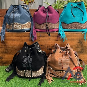 Real Western Boot Stitch Hand Tooled Suede Leather Fringe Crossbody Shoulder Bucket Bags Diseñador personalizado Bolso de cuero de vaca - Product Image 1