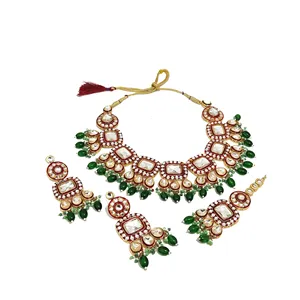Conjunto de Gargantilla de Aleación Kundan Polki con Esmalte Rojo y Cuentas Verdes, Bañado en Oro de 24k, Ideal para Novias y Joyería Fina, Regalo Perfecto - Product Image 4