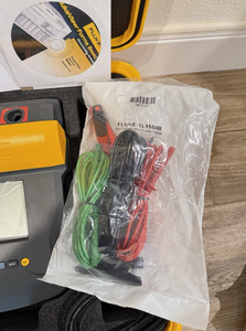 Herramienta de Calibración Profesional para Pruebas e Inspecciones, Probador de Aislamiento de 10KV 1555 (NUEVO SELLADO) - Product Image 2