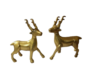 Elegante escultura de ciervo dorado de lujo, decoración abstracta de Metal para el hogar, soporte de Feng Shui inspirado en la naturaleza, adorno de latón hecho a mano moderno - Product Image 1