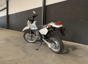 Motocicleta Todoterreno 250cc, Arranque Eléctrico sin Escobillas, Blanca, Doble Propósito, Nueva - Product Image 6