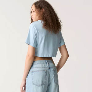 Camiseta corta cuadrada de algodón 100% de gran tamaño para mujer, ropa de calle informal de verano, camisas cortas transpirables con hombros caídos y logotipo frontal tejido - Product Image 3