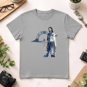 T-Shirt Unisex 100% Cotone 210GSM, Vestibilità Oversize Casual, Stampa Personalizzata Serigrafica di Rose, Stampa DTG, Maglietta Compressa - Product Image 1