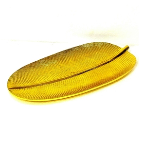 Plateau en aluminium finition dorée style feuille Design Art Déco avec motif végétal Décoration métallique artisanale pour centre de table - Product Image 5