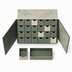 <span class=keywords><strong>Calendario</strong></span> de <span class=keywords><strong>Adviento</strong></span> Elegante Totalmente Personalizado en Verde Mate, Caja de Regalo de Cartón con Doble Apertura para Exhibición de Fragancias, Collares, Velas y Cestas - Product Image 3